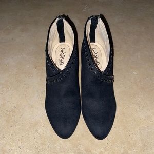 NWOT Women's Life Stride Giada Black Microsuede/Leather Bootie Zipper Close